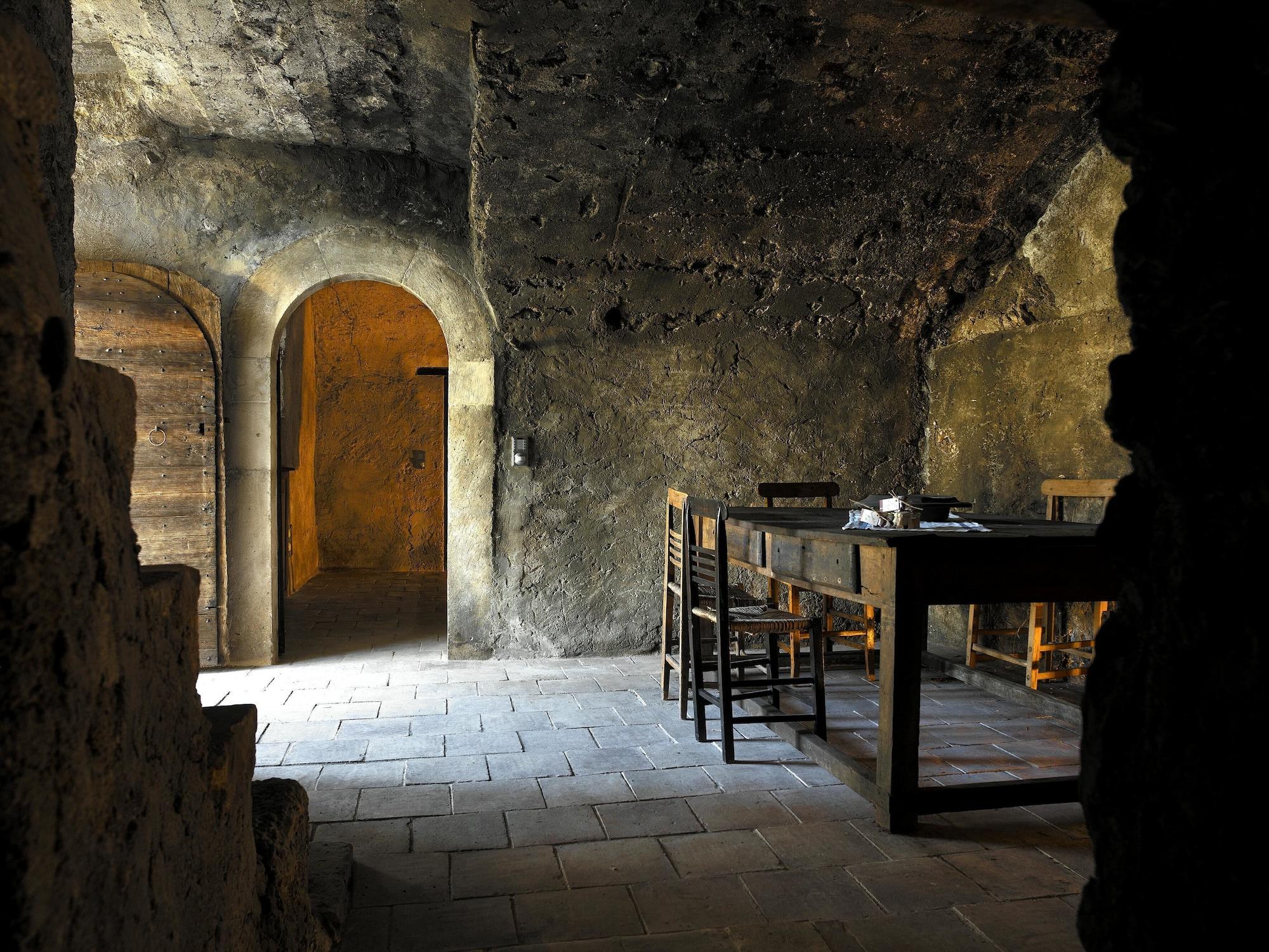 Sextantio Albergo Diffuso Санто-Стефано-ди-Сессанио Экстерьер фото