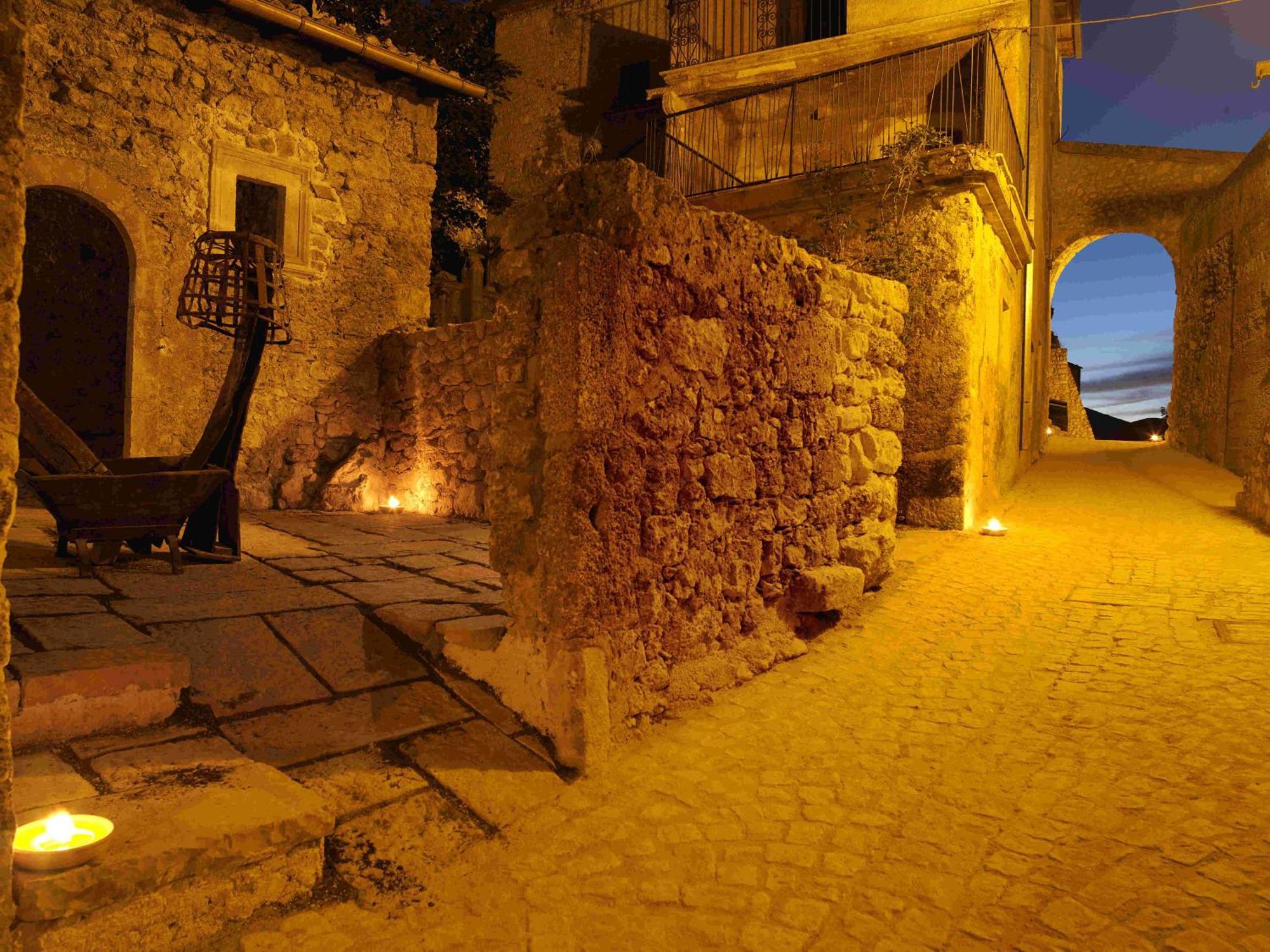 Sextantio Albergo Diffuso Санто-Стефано-ди-Сессанио Экстерьер фото